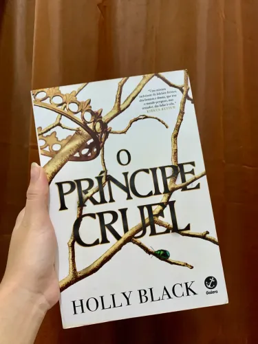 Qualquer livro da trilogia PRÍNCIPE CRUEL