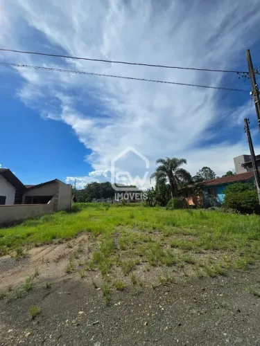 Terreno com Área Total de 472m² em Schroeder, SC