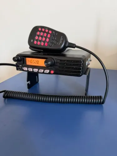 RADIO YAESU FTM-3100 65 watss vhf
