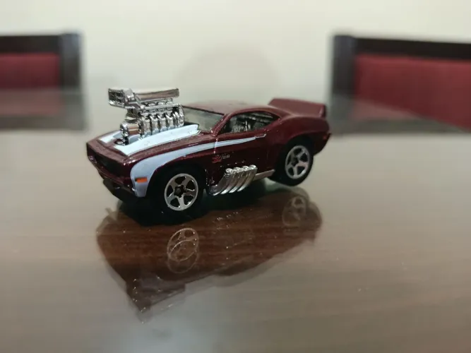 Miniatura Hot Wheels Camaro Z28 1969