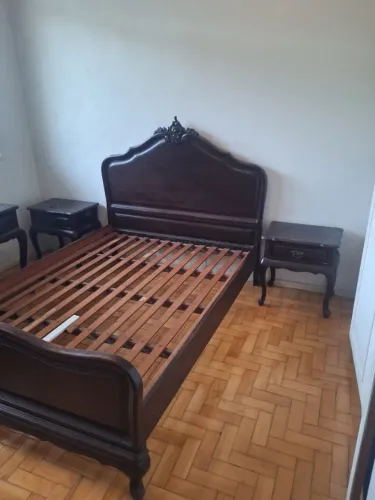 Conjunto cama, criado mudo e penteadeira