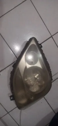Farol para Sprinter lado Direito.