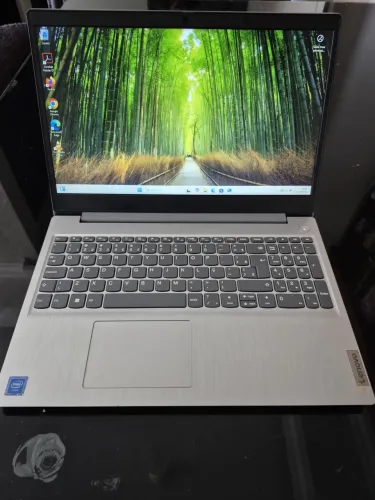 Notebook LENOVO