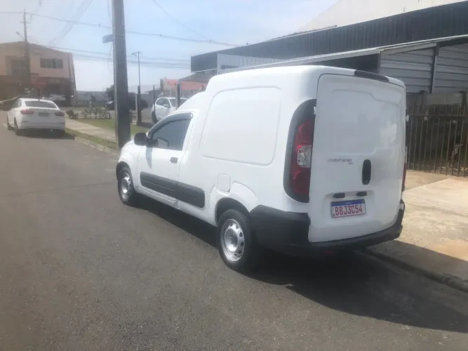 Fiat Fiorino Furgão Work. Hard 1.4 Flex 8V 2P 2018