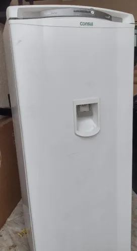 Geladeira Consul Seminova Quem vê Compra