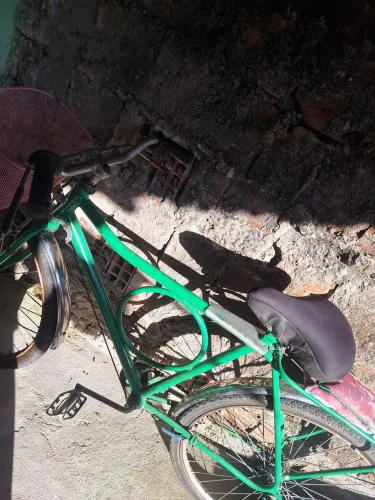 Bicicleta monark usada. Mas em boa condições. É do meu uso.
