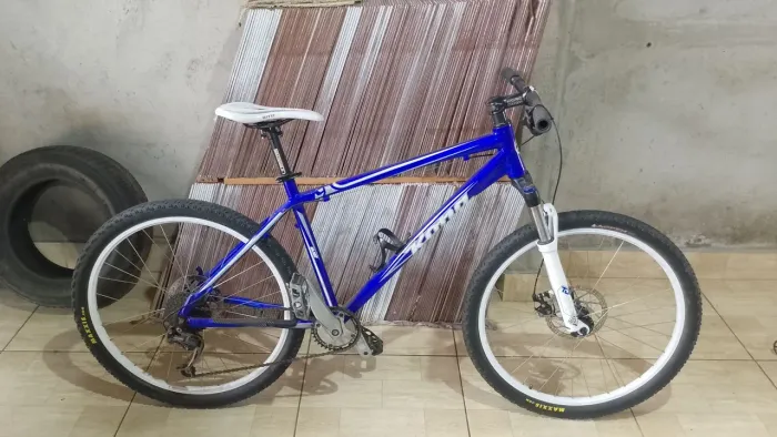 Bike KONA Blast 2011