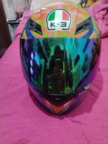 Capacete K-3 SV 5 Continents (usado)