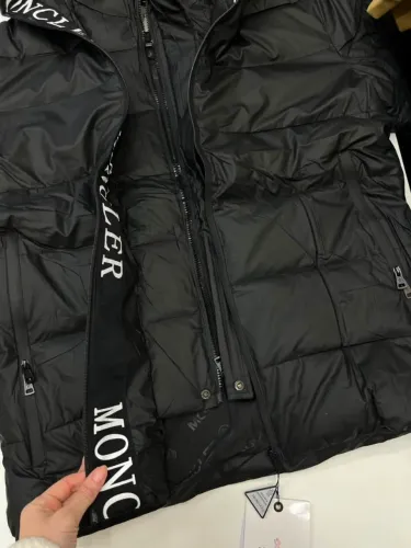 JAQUETA MONCLER