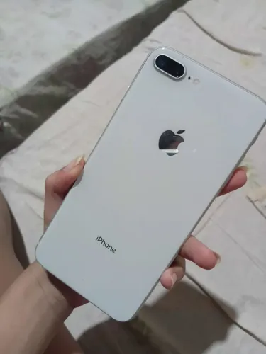IPHONE 8 plus