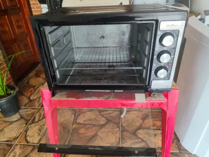 Forno elétrico Britânia 50L