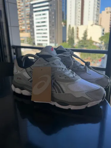 ASICS GEL NYC CINZA! NOVO NUNCA USADO!
