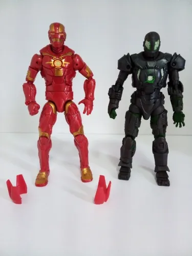 Marvel Legends Iron Man + Homem de Titânio (Titanium Man)