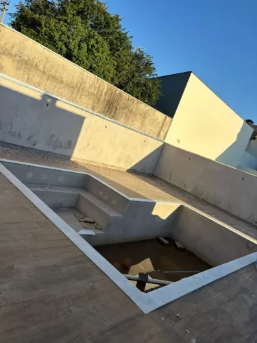 Borda piscina mármore branco 22cm