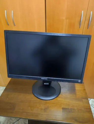 MONITOR POSITIVO 22" | HDMI-VGA | BASE REGULÁVEL | SEMINOVO