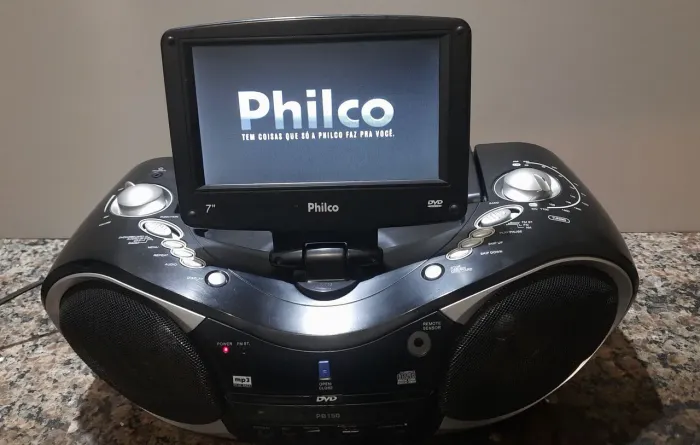 Rádio DVD Philco PB 150 s/ controle.