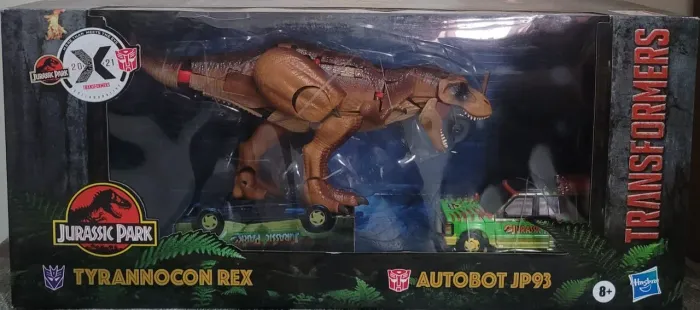 Transformers X Jurassic Park Hasbro - Tyrannocon Rex & Autobot JP93 (Lacrado)