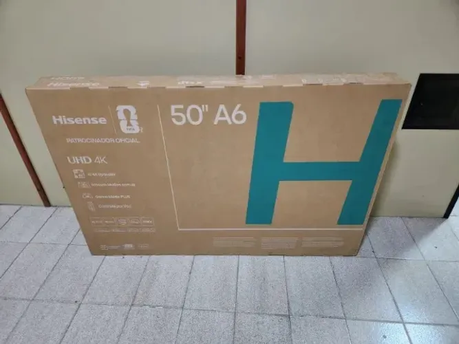 Smart TV Hisense 50" 4K 50A6NV - Dolby Vision, HDR10, Compatível c/ Alexa e Google Home.