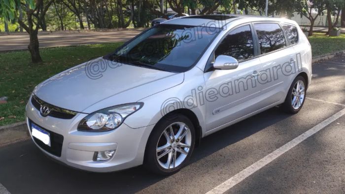 Imagem de Hyundai I30CW 2.0 16V 145cv Aut. 5P 2011