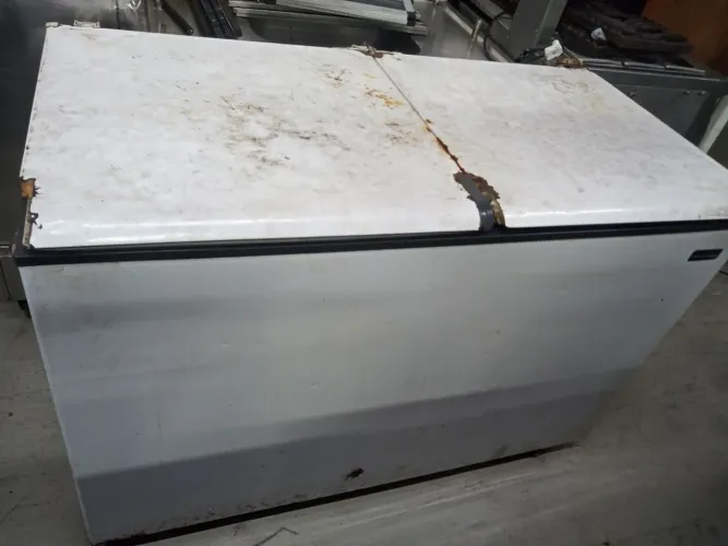 Freezer horizontal 127v, 437lit, funcionando muito bem 