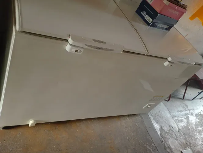 Freezer seminovo pouco usado, funcionando perfeitamente.