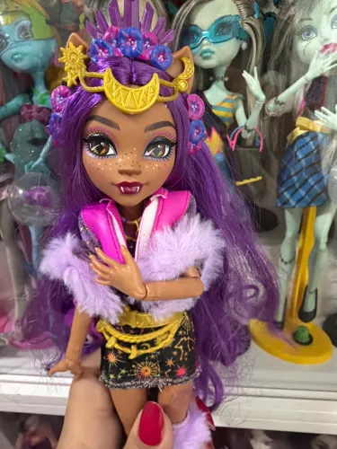 Boneca monter high monster fest clawdeen 