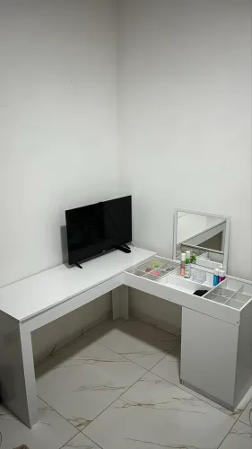 Penteadeira com escrivaninha 