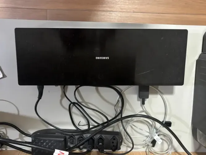 One Connect Samsung + Cabo Óptico Original + Controle - SOC1001RA