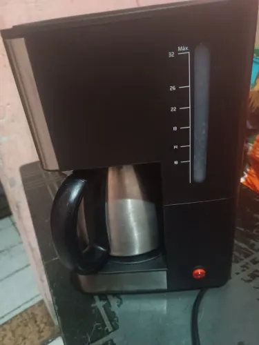 Vendo cafeteira elétrica
