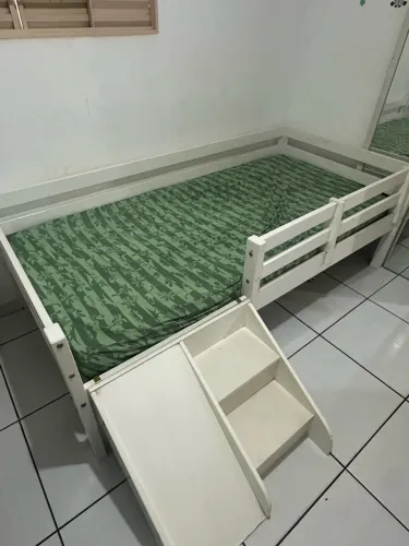 Vendo cama infantil solteiro