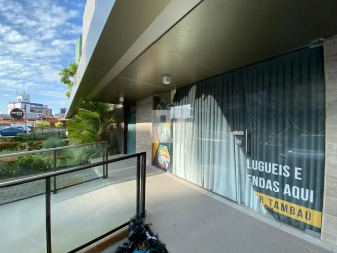 Sala Comercial em Tambaú - Sala com vitrine.