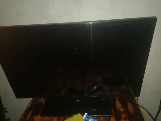 Tv 32 polegadas (não é smart)