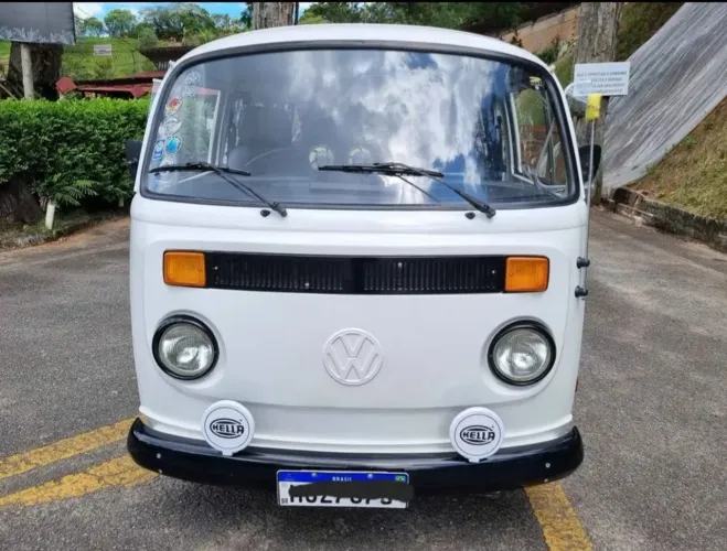 Volkswagen Kombi Standard/ Luxo/ Serie Prata 1996