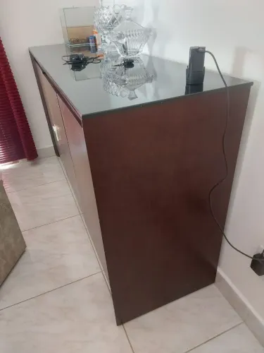 Vende-se Buffet - Madeira Maciça