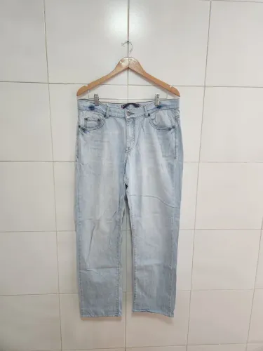 Calça jeans sergio tacchini 44