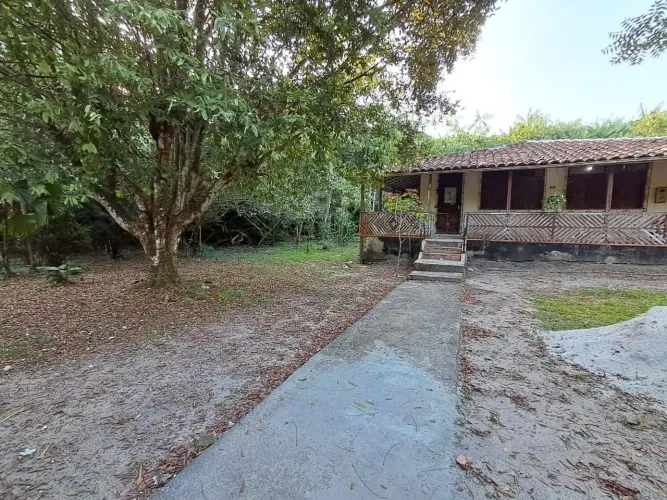 Casa ao lado da UFPA em Abaetetuba 