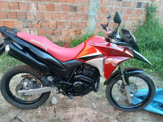 Vendo XRE 300cc ano 2015 apenas 13mil aceito cartão e divide até 12 vezes com juros
