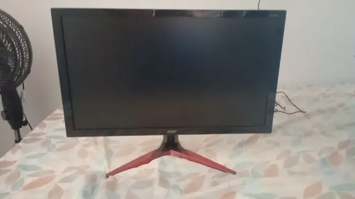 Monitor gamer Acer kg241
