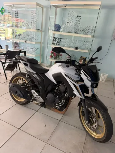 vende-se Fazer 250 2026