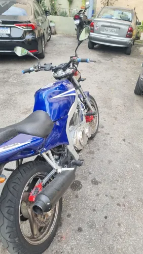 Suzuki gs500e 97 restaurada
