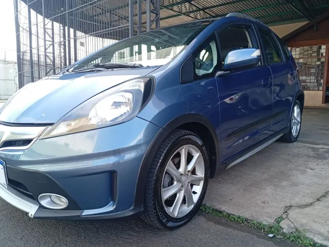 Honda Fit Twist 1.5 Flex 16V 5P Aut. 2013