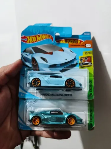 Hot Wheels Lamborghini Sesto Elemento STH + Singular de brinde