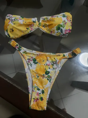 Roupa de banho, biquíni
