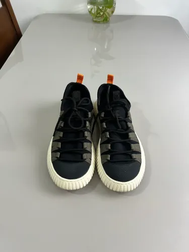 Sapatos da osklen e reserva tamanho 40 seminovos