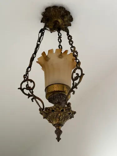 Lustre de tulipa