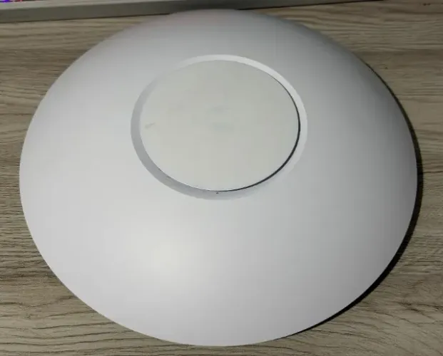 Unifi AP U6-LR 4X4 Wifi 6 2.4/5Ghz 3Gbps Longo Alcance Access Point