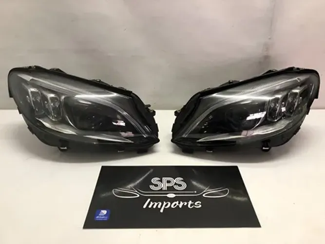 Farol Direito Mercedes C300 C63 2021 2022 2023 Original Direito