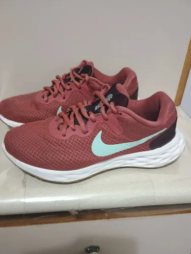 Tênis Nike super estiloso