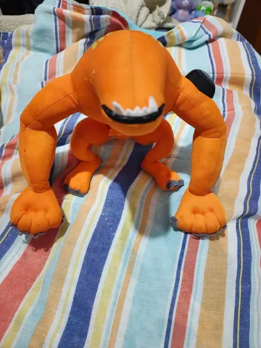 Boneco Pelúcia Ben 10 Besta