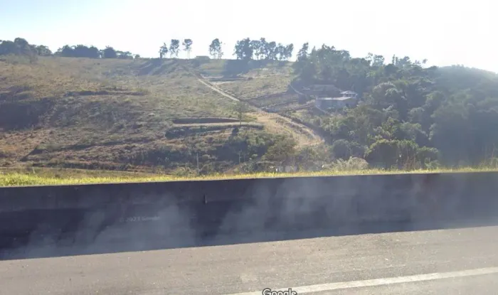 Cond. Fechado sitio Clube Encontro das Aguas de 260k por 160k urgente